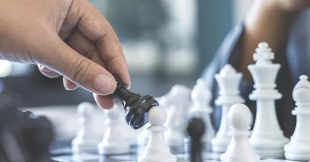 How to Do a Competitor Analysis: Enterprise Framework